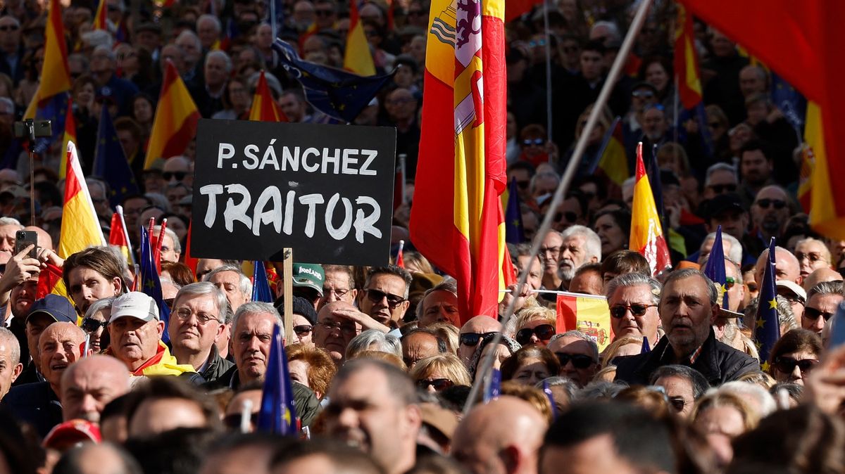 Španělský premiér zaútočil na soudce bránící demokracii, domnívá se novinář